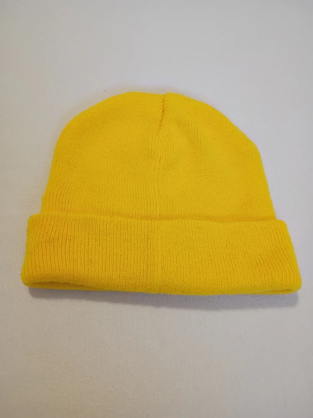 Kissy Face Emoji Yellow Beanie Hat Red Glitter Heart Knit Cap OS